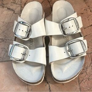 Birkenstock big buckle Arizona sandals sz 37